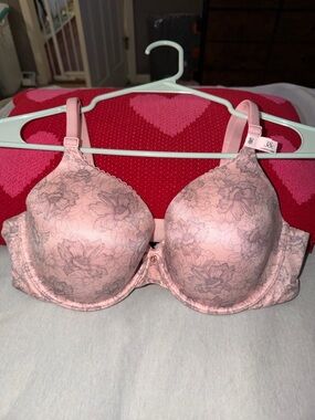 VICTORIA SECRET BODY BY VICTORIA SMOOTH LINED DEMI BRA Pink Lily Floral